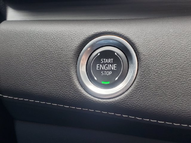 Used 2024 Cadillac Escalade Premium Luxury AWD/4WD image 20