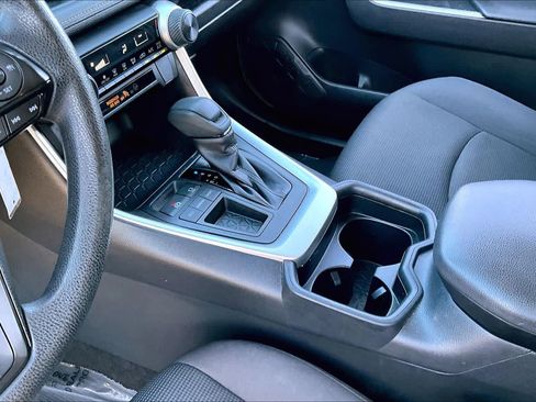 Used 2019 Toyota RAV4 LE w/ All Weather Liner Package FWD image 16