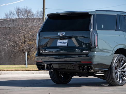 Used 2026 Cadillac Escalade V image 51