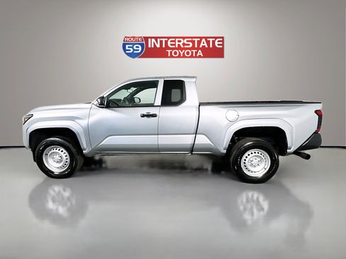 Certified 2025 Toyota Tacoma SR image 4