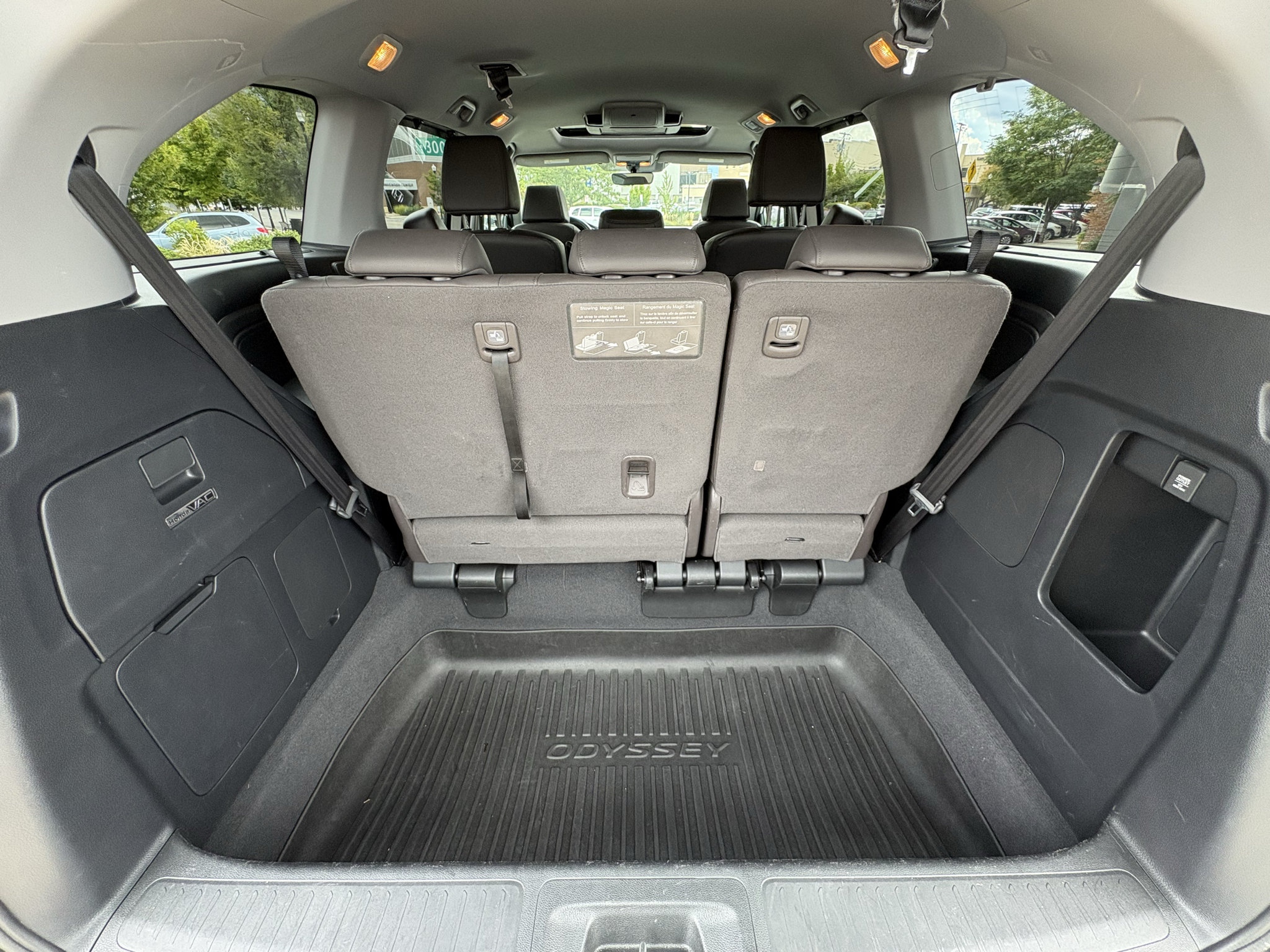 Used 2019 Honda Odyssey Touring image 8