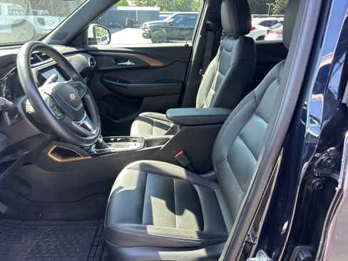 Used 2021 Chevrolet TrailBlazer ACTIV w/ Sun and Liftgate Package AWD/4WD image 9