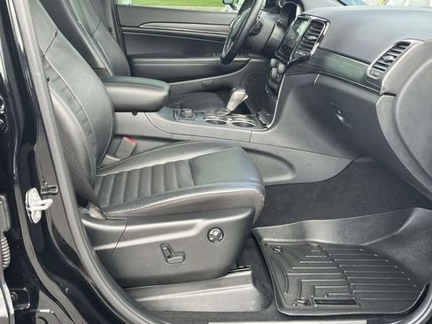 Used 2020 Jeep Grand Cherokee Limited X AWD/4WD image 25