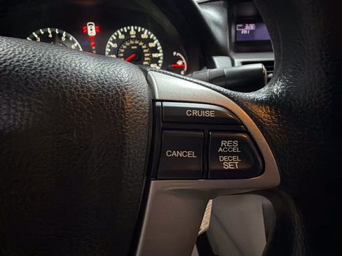 Used 2011 Honda Accord EX image 17