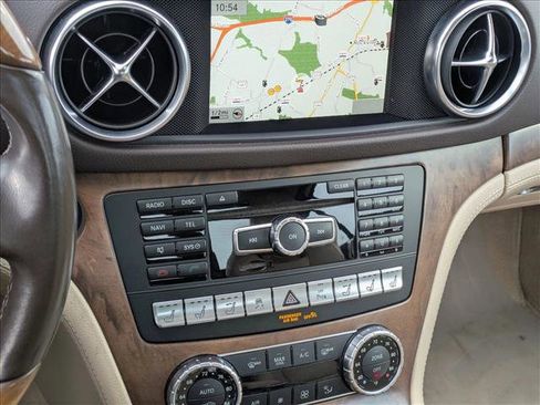 Used 2016 Mercedes-Benz SL 400 image 11