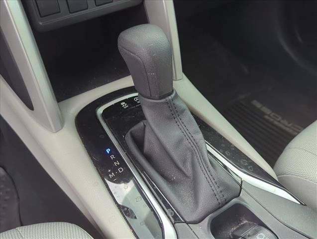 Certified 2025 Toyota Corolla Cross L FWD image 19