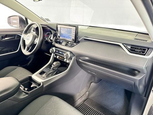 Used 2021 Toyota RAV4 XLE w/ Convenience Package AWD/4WD image 25