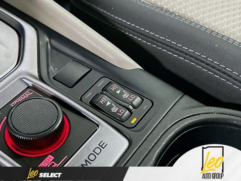 Used 2023 Subaru Forester Premium image 19