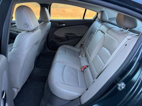 Used 2017 Chevrolet Cruze Premier image 15