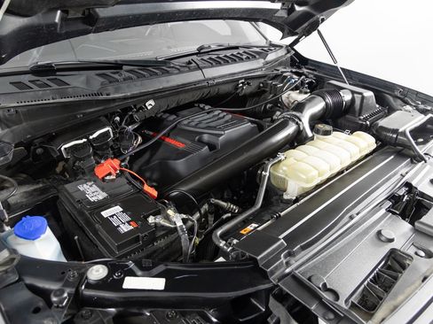 Used 2020 Ford F150 Raptor w/ Equipment Group 802A Luxury image 43