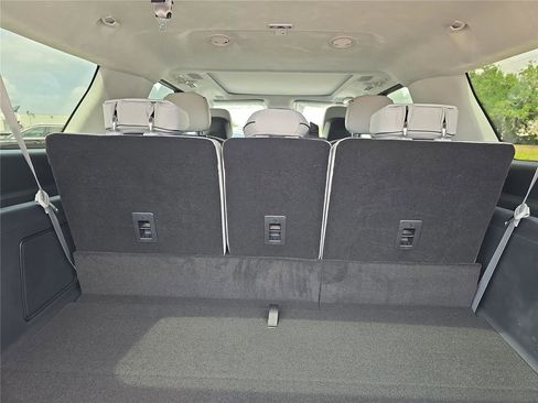 New 2026 Lincoln Navigator L Black Label AWD/4WD image 9
