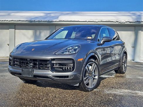 Used 2021 Porsche Cayenne Turbo image 1