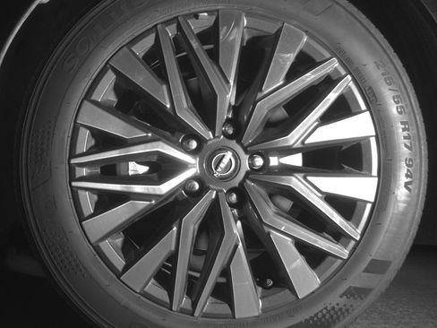 Used 2025 Nissan Altima 2.5 SV image 12