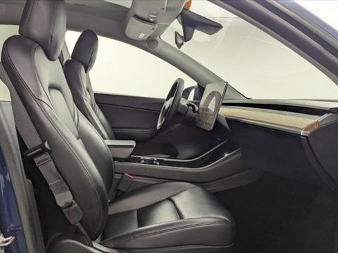 Used 2020 Tesla Model Y Long Range AWD/4WD image 18