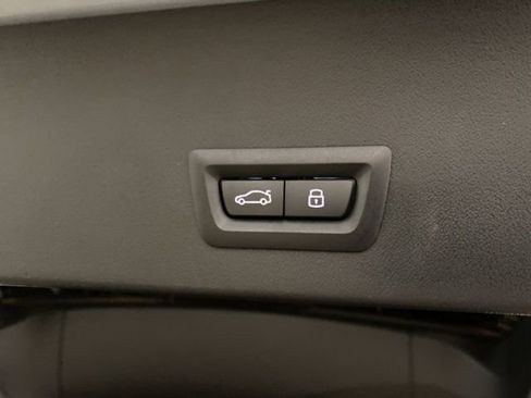 Used 2025 BMW X3 xDrive30i AWD/4WD image 10