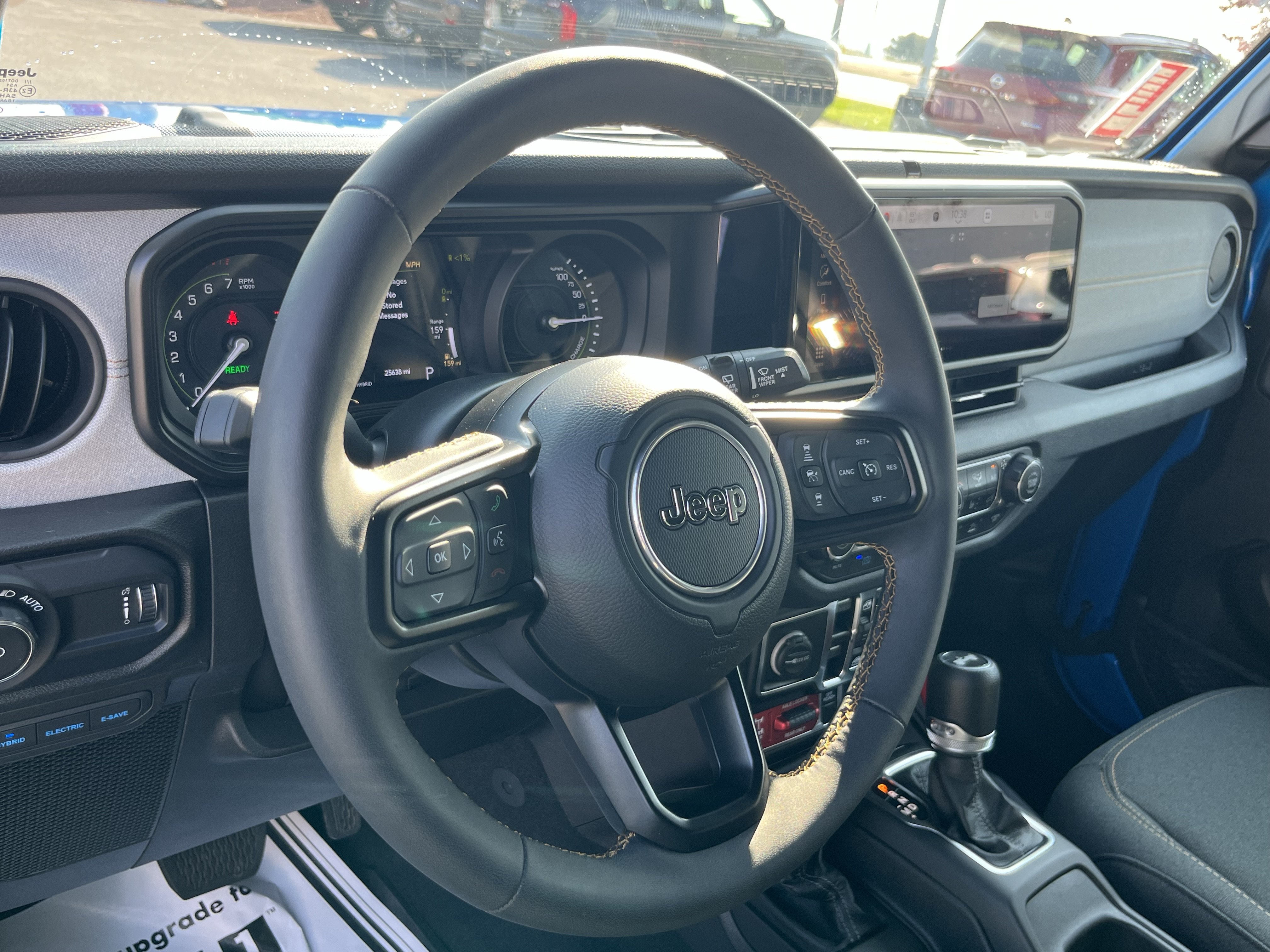 Used 2024 Jeep Wrangler Unlimited AWD/4WD image 25