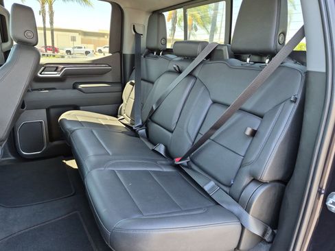 Used 2022 Chevrolet Silverado 1500 LTZ w/ Technology Package RWD image 30