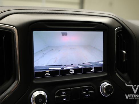 Used 2021 GMC Sierra 1500 AT4 w/ AT4 Preferred Package AWD/4WD image 32