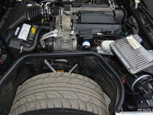 Used 1996 Chevrolet Corvette Convertible image 30