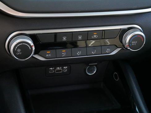 Used 2021 Nissan Altima 2.5 SV FWD image 23