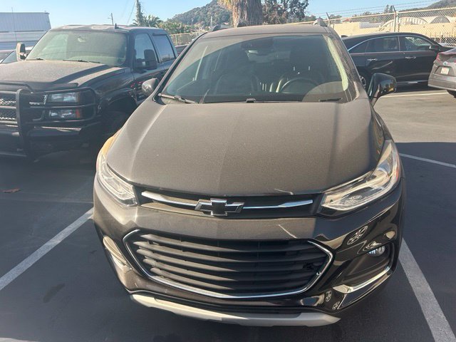 Used 2018 Chevrolet Trax Premier w/ Midnight Edition AWD/4WD image 6