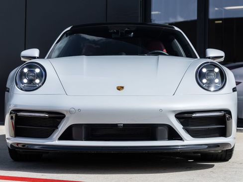 Certified 2023 Porsche 911 Carrera 4 AWD/4WD image 8