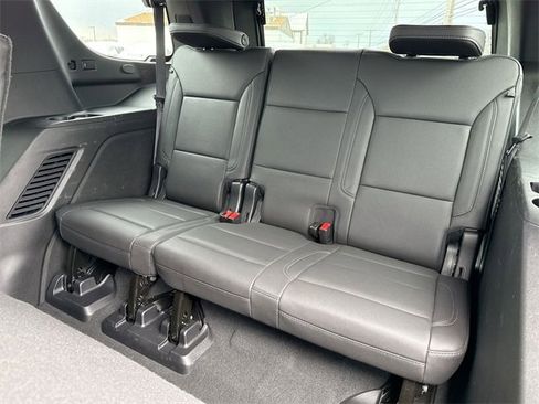 Used 2022 Chevrolet Tahoe Z71 w/ Luxury Package image 24