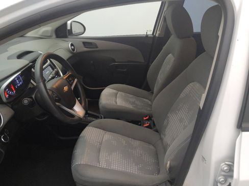Used 2019 Chevrolet Sonic LT FWD image 17