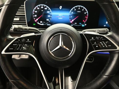 Used 2024 Mercedes-Benz GLS 450 4MATIC image 20