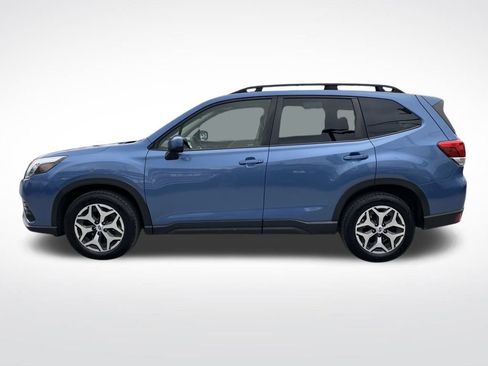 Used 2022 Subaru Forester Premium image 10