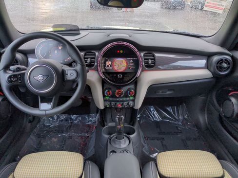 Certified 2022 MINI Cooper S w/ Driver Assistance Package image 15