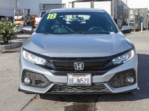 Used 2018 Honda Civic Sport image 2