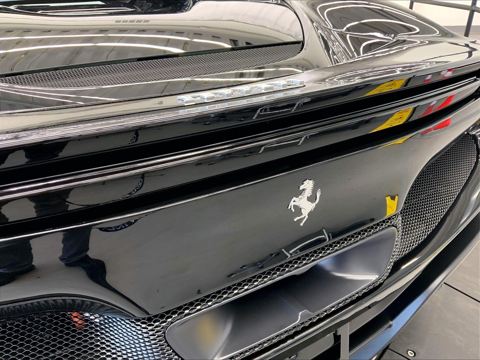 Used 2023 Ferrari 296 GTB RWD image 6