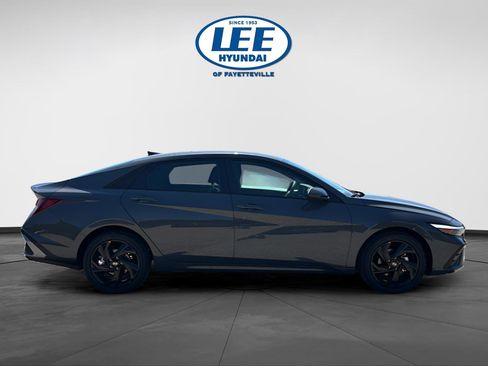 New 2026 Hyundai Elantra Sport FWD image 4