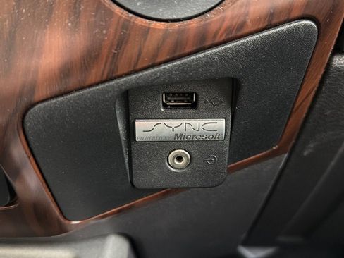 Used 2011 Ford F250 Lariat w/ Lariat Ultimate Pkg image 18