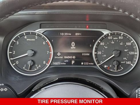 Certified 2022 Nissan Rogue SV w/ SV Premium Package AWD/4WD image 24