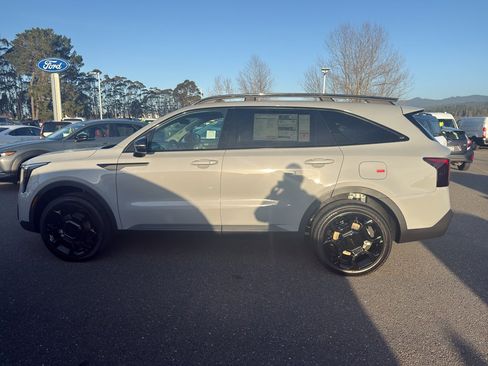 New 2026 Kia Sorento X-Line EX image 2