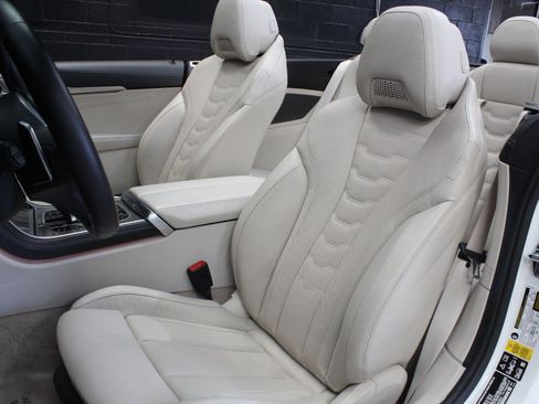 Used 2024 BMW M850i xDrive Convertible w/ Driving Assistance Package AWD/4WD image 44