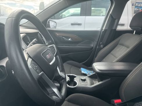 Used 2018 GMC Terrain SLE image 30