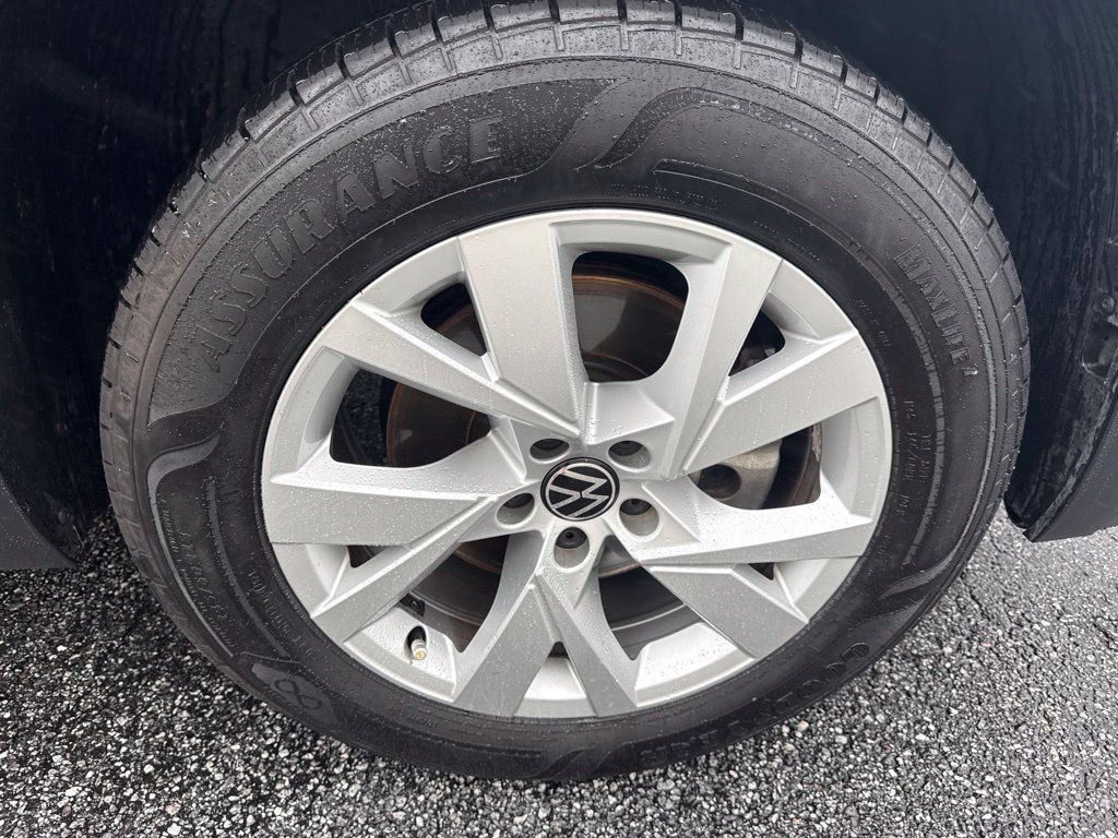 Used 2021 Volkswagen Atlas Cross Sport S FWD image 9