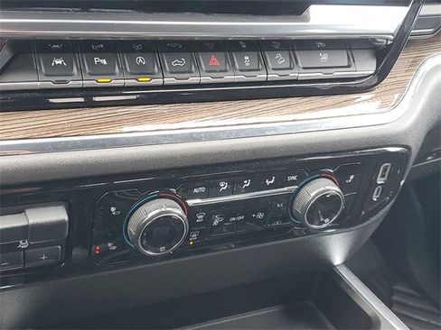 Certified 2024 Chevrolet Silverado 1500 LT Trail Boss w/ Convenience Package II image 29