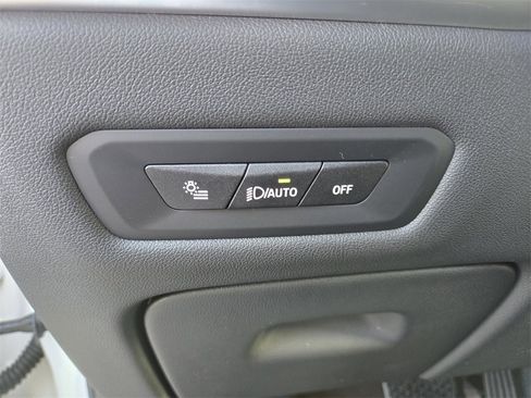 New 2026 BMW X5 xDrive50e w/ Premium Package image 24