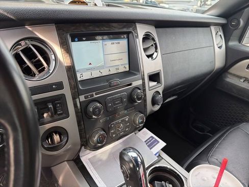 Used 2016 Ford Expedition Limited w/ Equipment Group 301A image 9