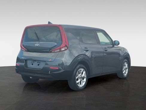 Used 2021 Kia Soul S FWD image 5