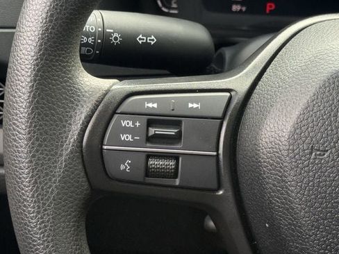 Used 2025 Honda Accord LX image 13