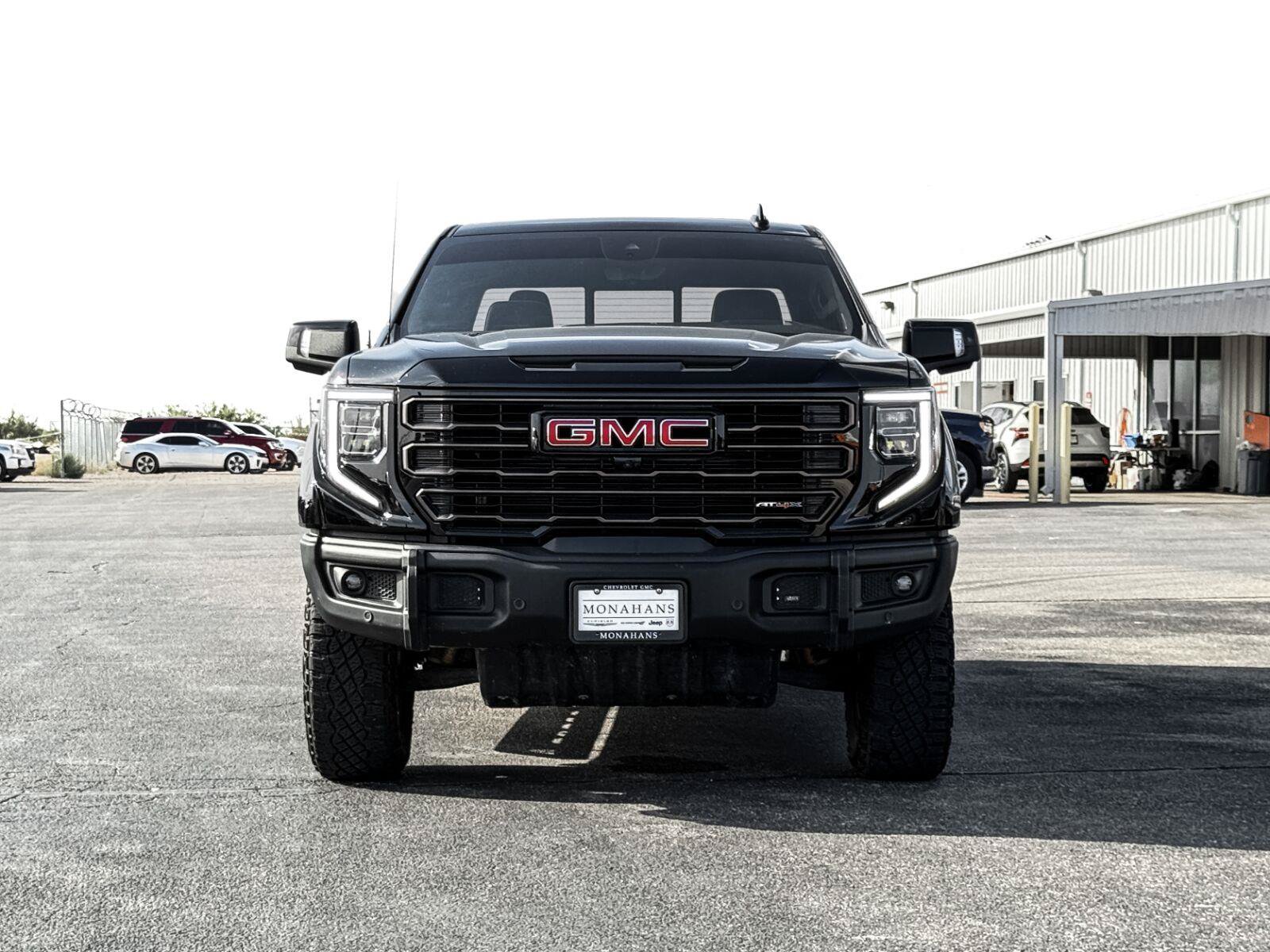 Used 2024 GMC Sierra 1500 AT4X w/ AT4X AEV Edition AWD/4WD image 3