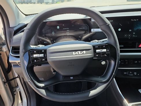 New 2027 Kia Carnival SX w/ Dark Edition Package FWD image 30