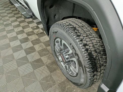 New 2026 GMC Sierra 2500 SLE w/ SLE Value Package; image 12