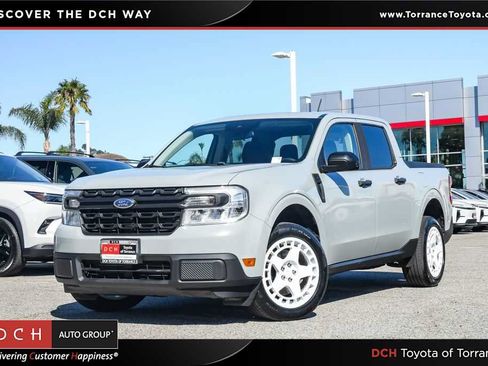 Used 2022 Ford Maverick XL FWD image 1