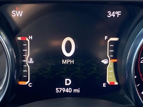 Used 2022 Jeep Gladiator Rubicon w/ Cold Weather Group image 15